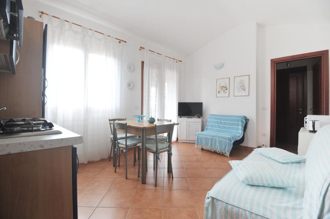 Marina Di Olbia Holiday Home Exteriör bild