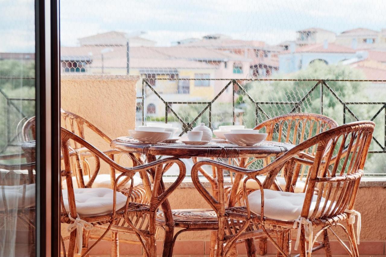 Marina Di Olbia Holiday Home Exteriör bild